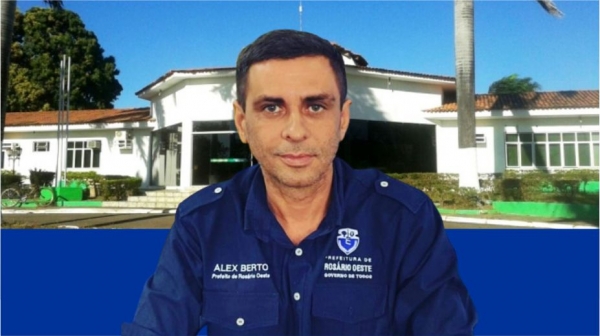 Prefeito Alex Berto apresenta resumo de ações de seu governo frente à Prefeitura de Rosário Oeste.