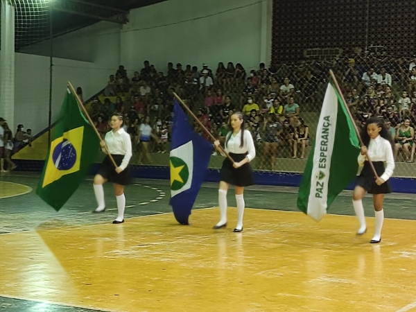 Prefeitura de Rosário Oeste realiza abertura da Copa Interbairros de Futsal.