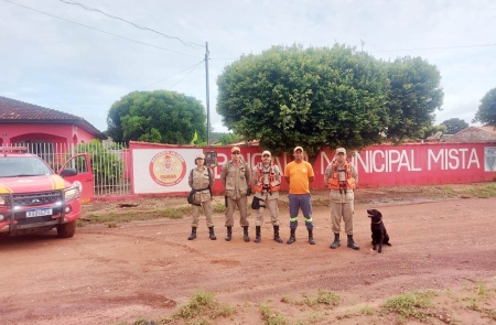 Prefeitura de Rosário Oeste dá apoio a Corpo de Bombeiros na procura por  homem desaparecido na região da Forquilha do Manso.