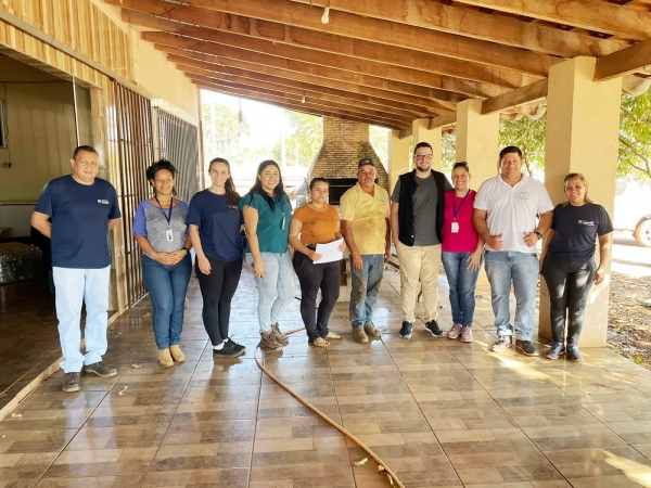 Equipe da AMM e da Prefeitura de Rosário Oeste fazem visitas para tratar do Serviço de Inspeção dos produtos de origem animal e vegetal.