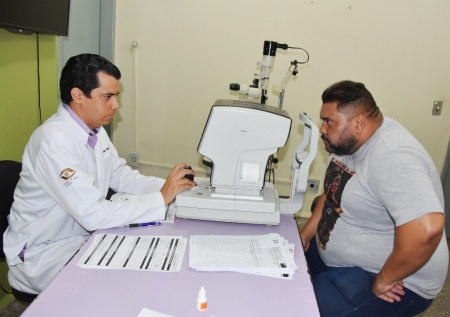 60 pessoas passaram por exames oftalmológicos em Rosário Oeste